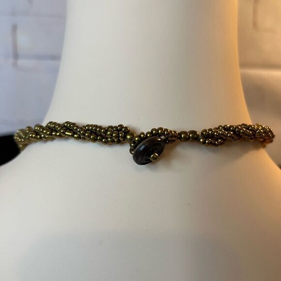 Natural Mother Of Pearl  Dark Abalone Carved Butterfly Beaded Jewelry Set - Picture 7 of 9